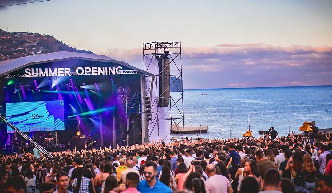 Eis o cartaz do festival Summer Opening na ilha da Madeira